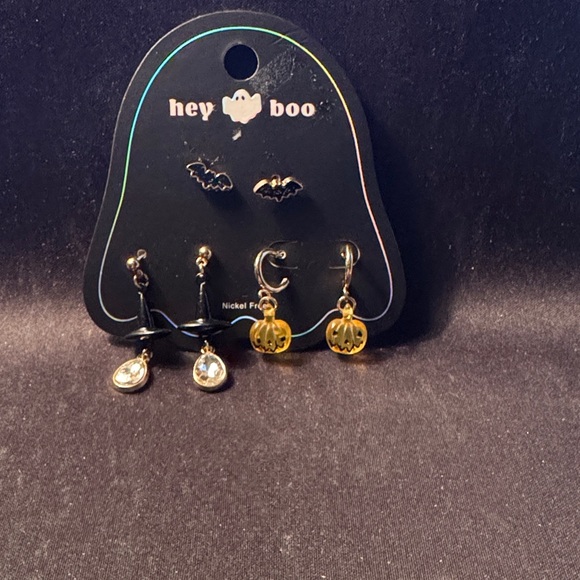 Other - Hey Boo Halloween Earrings Set